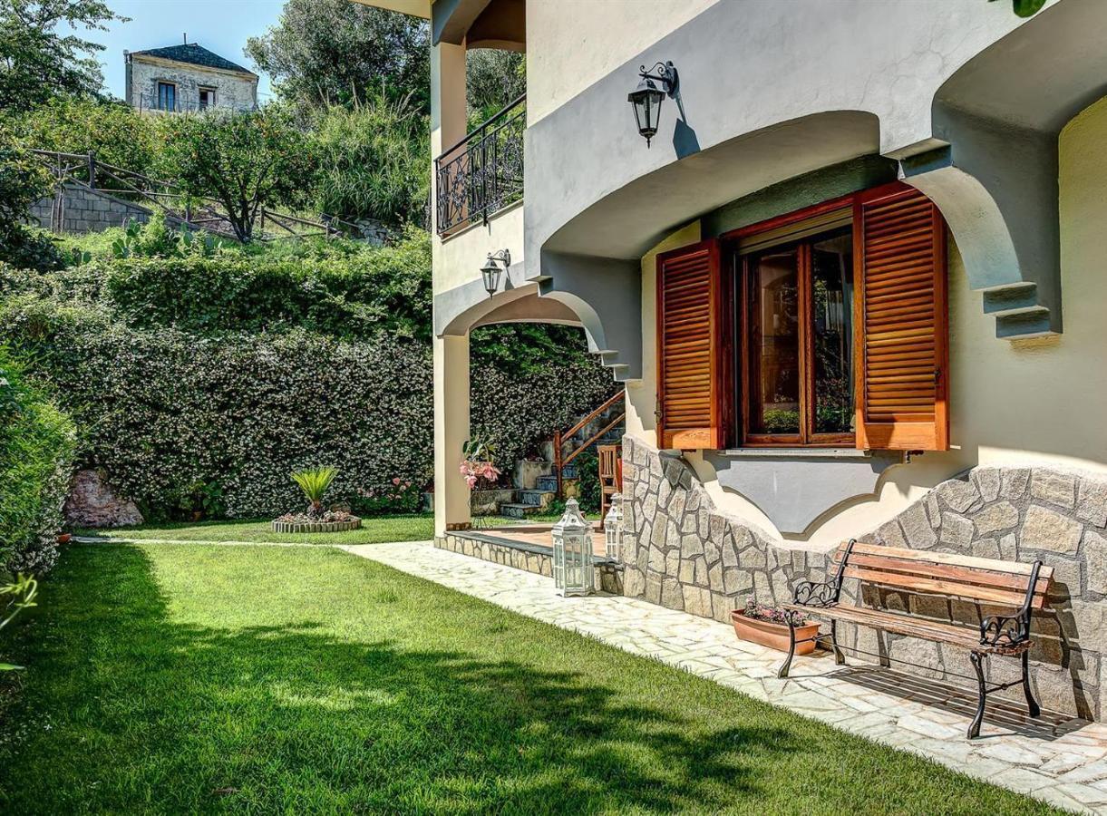 Villa Dei Fiori - Exclusive Villa With Garden In Sorrento Coast Vico Equense Exterior foto